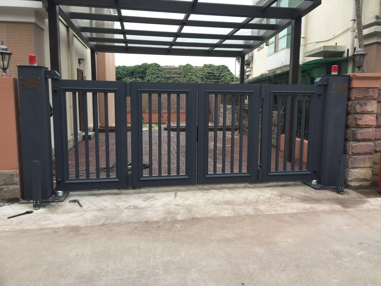 天津宝坻区天津宝坻区德阳市悬浮折叠门